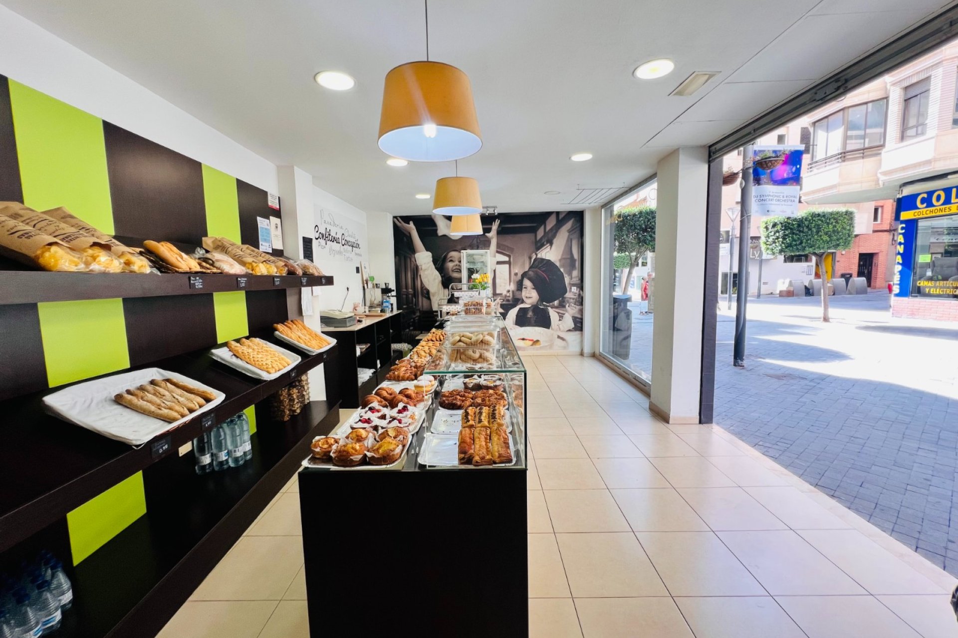 Traspaso - Local Comercial -
Torrevieja - Centro