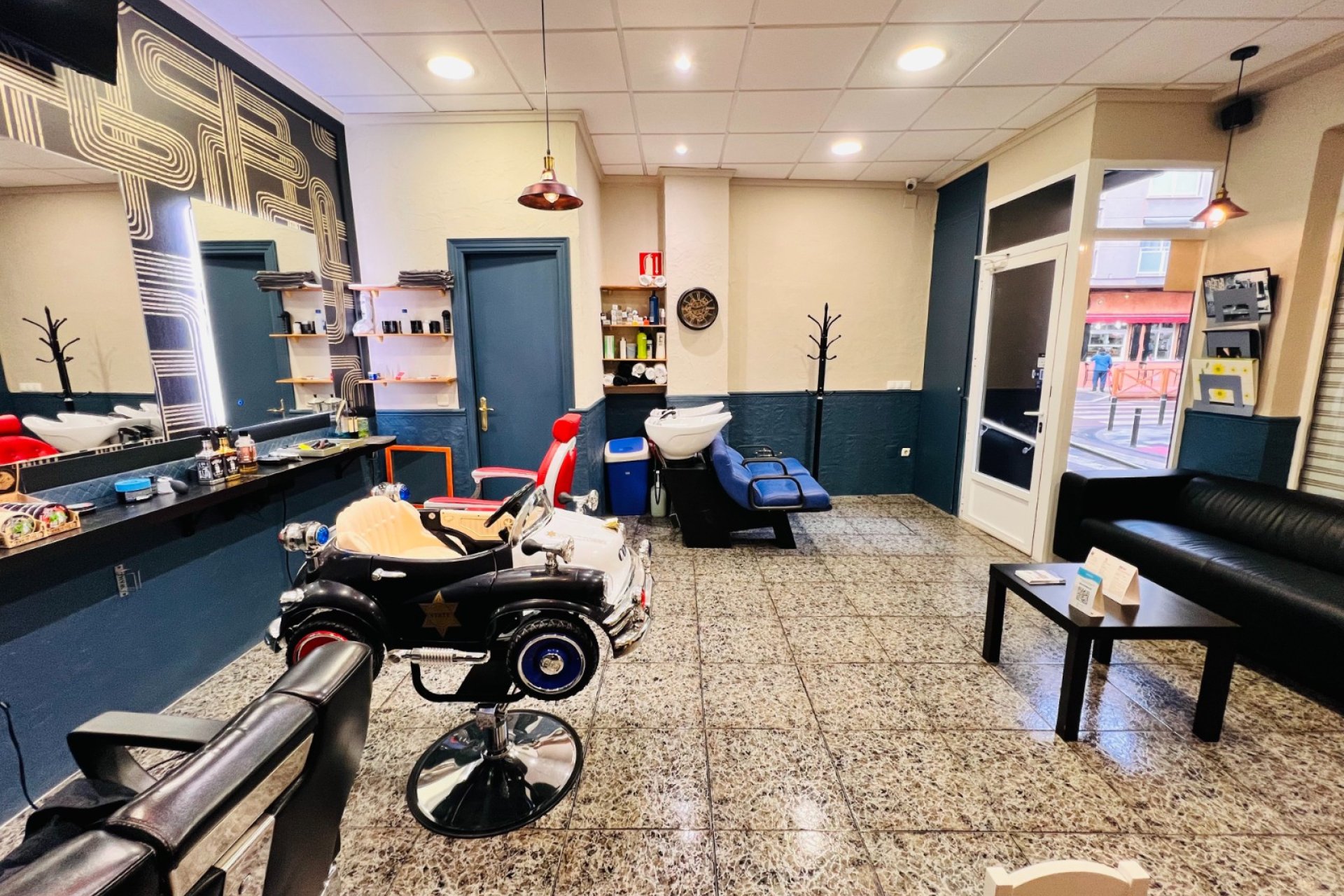 Traspaso - Peluquería -
Torrevieja - Centro