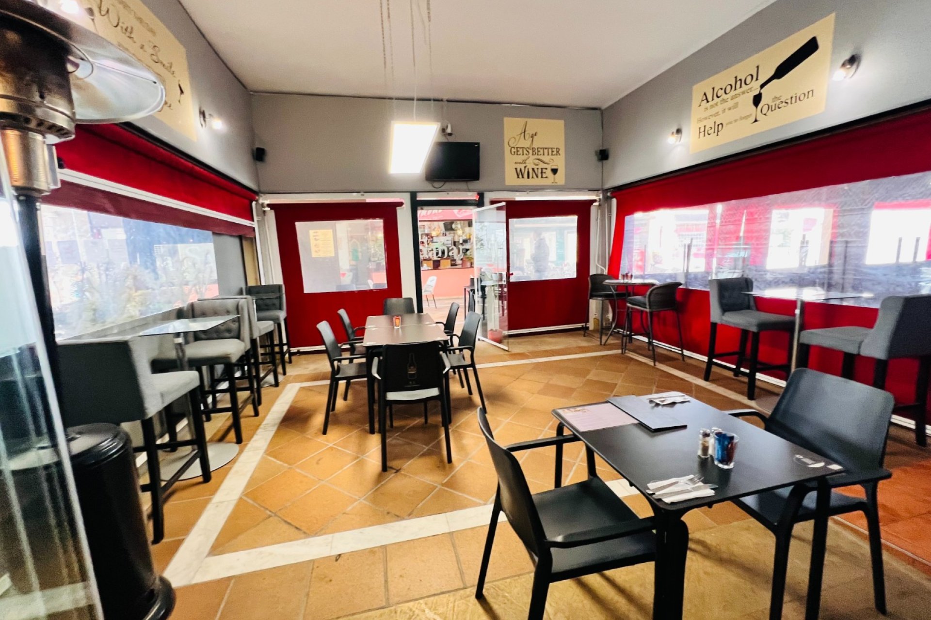 Traspaso - Restaurante -
Orihuela Costa - Villamartín