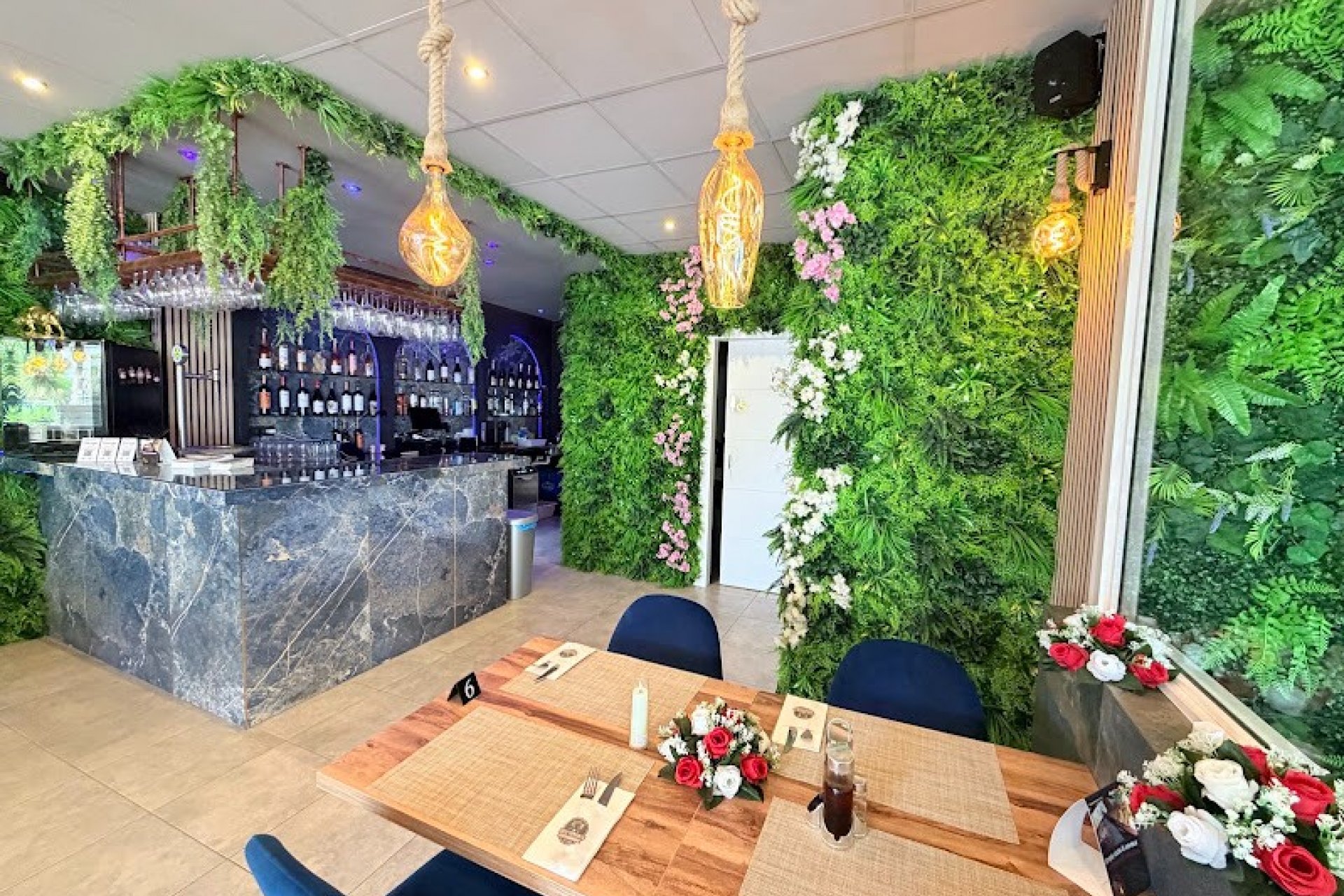 Traspaso - Restaurante -
Orihuela Costa - Villamartín