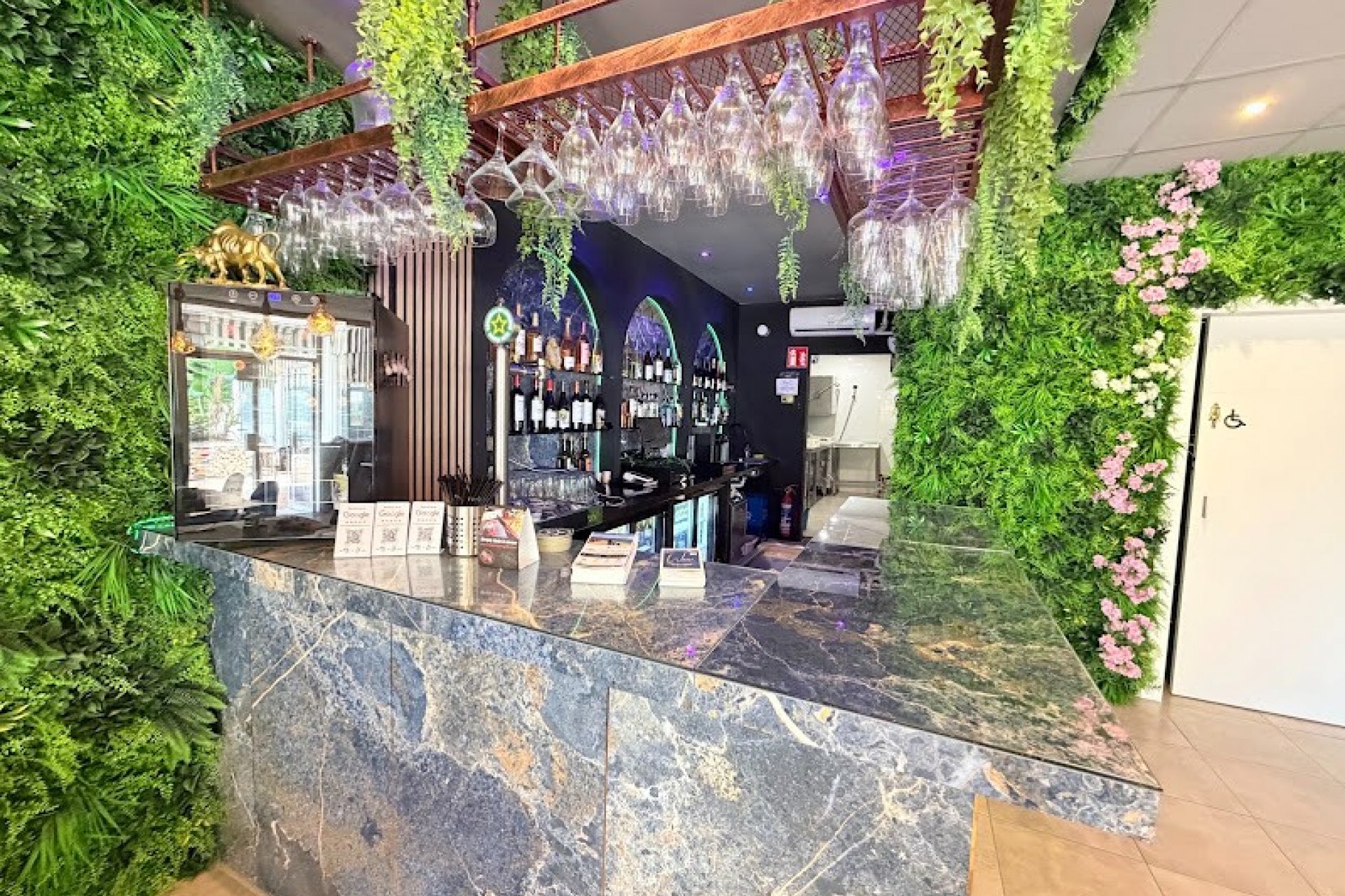 Traspaso - Restaurante -
Orihuela Costa - Villamartín