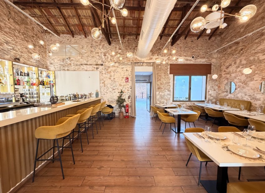 Traspaso - Restaurante -
Torrevieja - Centro