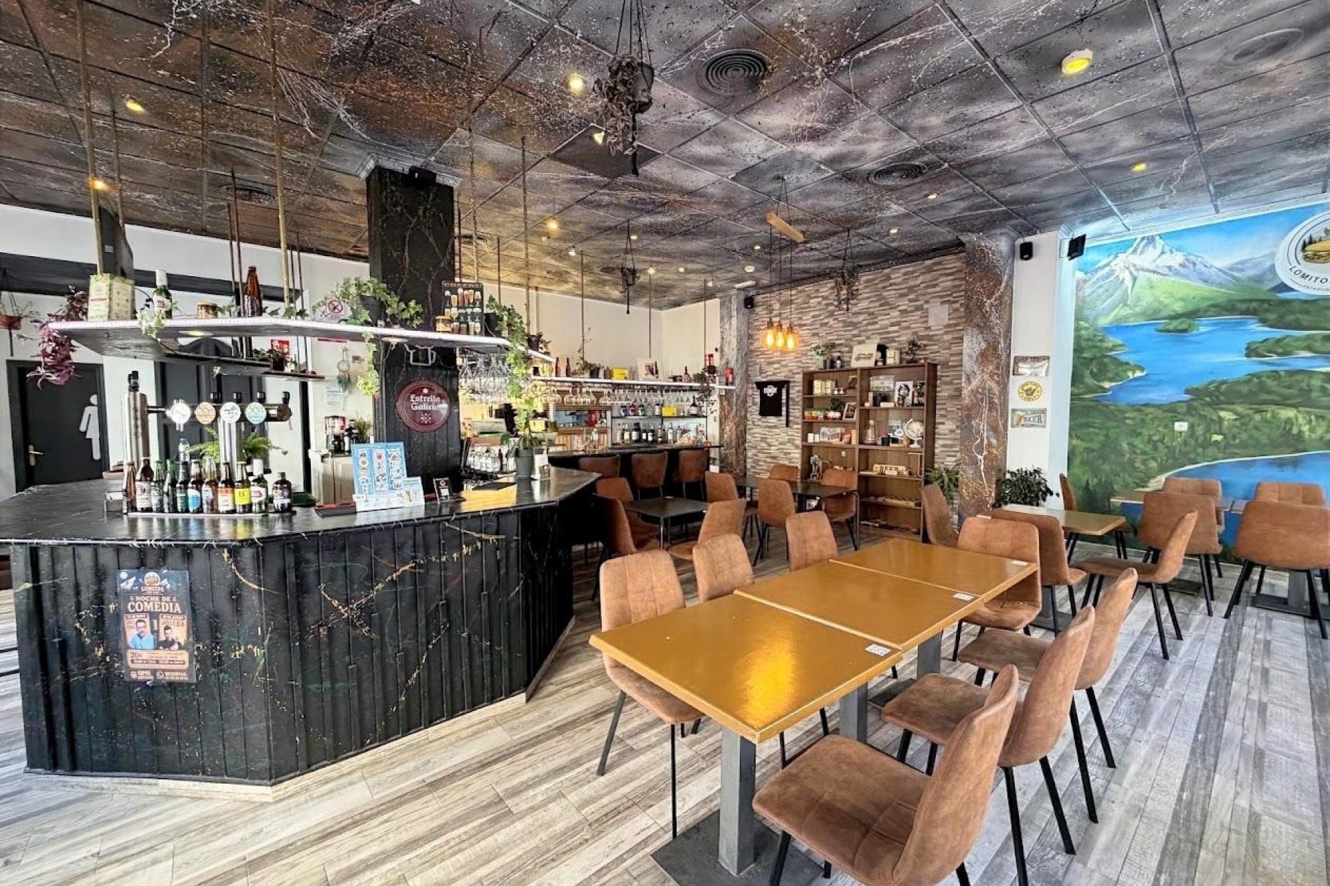 Traspaso - Restaurante -
Torrevieja - Centro