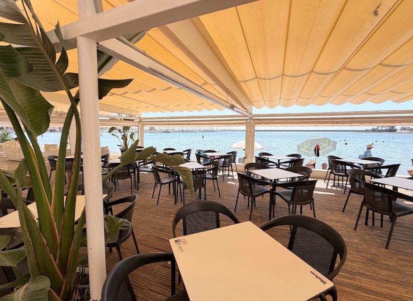 Traspaso - Restaurante -
Torrevieja - El Acequión - Los Náufragos
