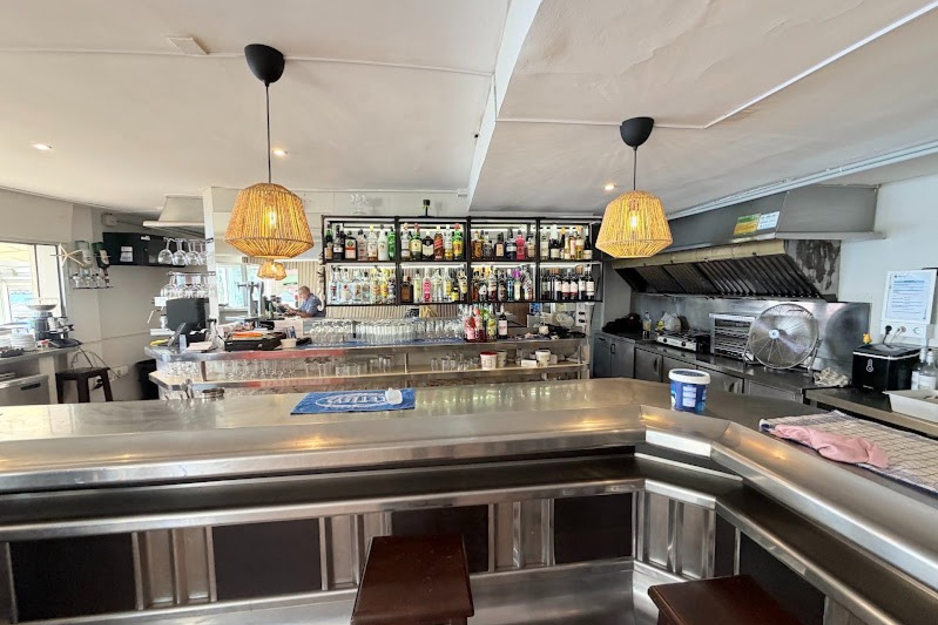 Traspaso - Restaurante -
Torrevieja - El Acequión - Los Náufragos
