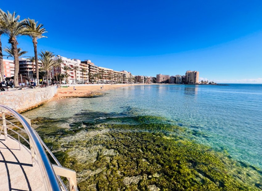 Traspaso - Restaurante -
Torrevieja - Playa de los Locos