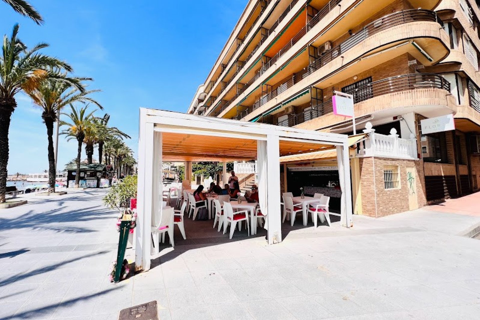 Traspaso - Restaurante -
Torrevieja - Playa del Cura