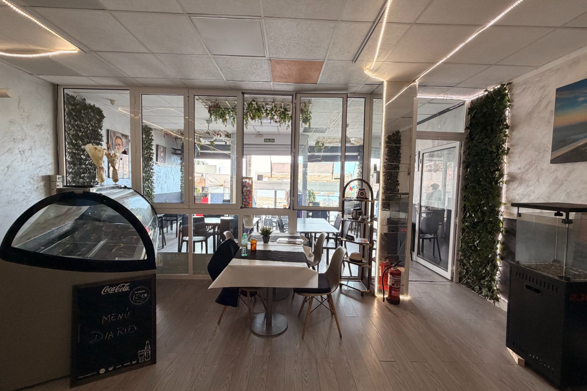 Traspaso - Restaurante -
Torrevieja - Playa del Cura