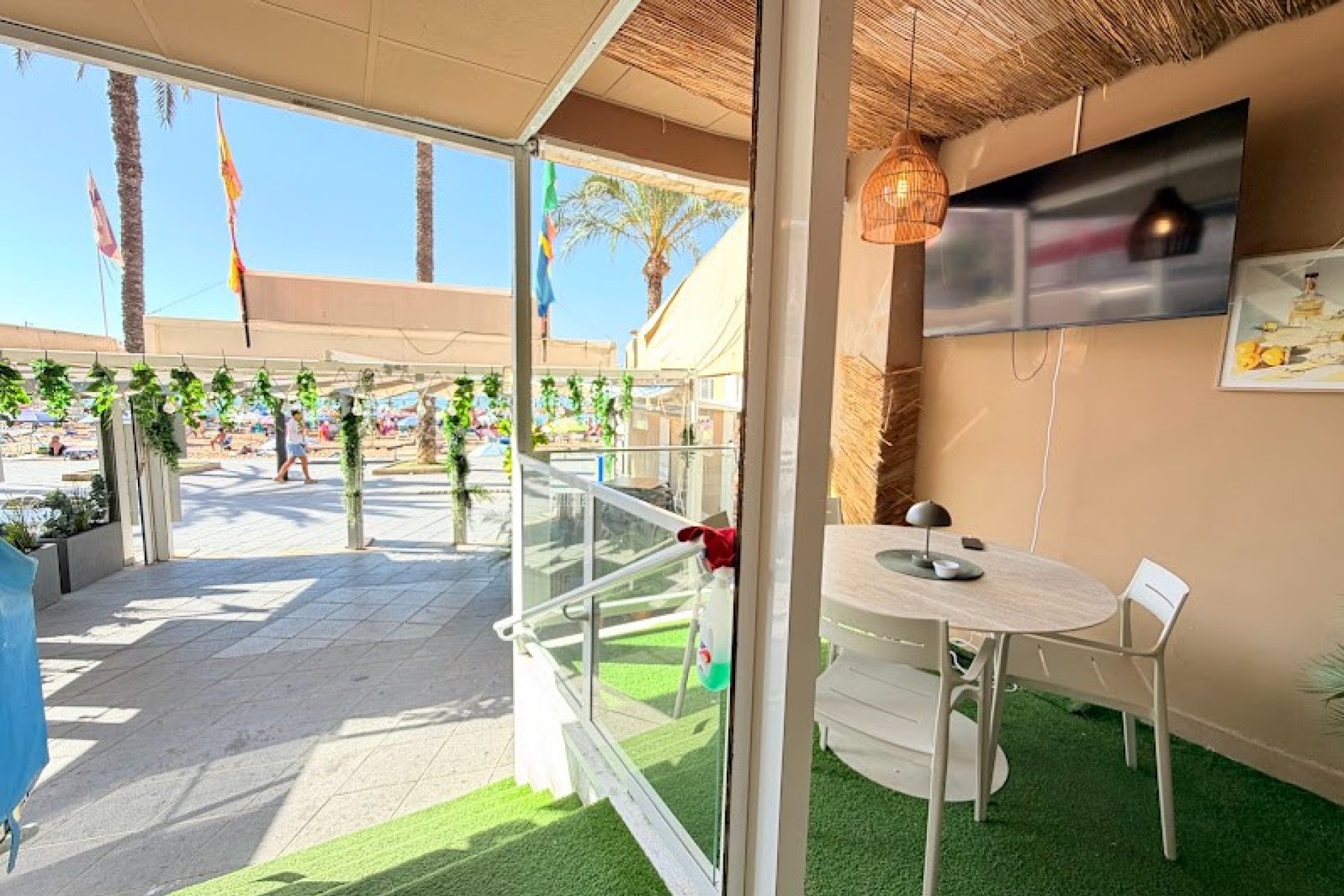Traspaso - Restaurante -
Torrevieja - Playa del Cura