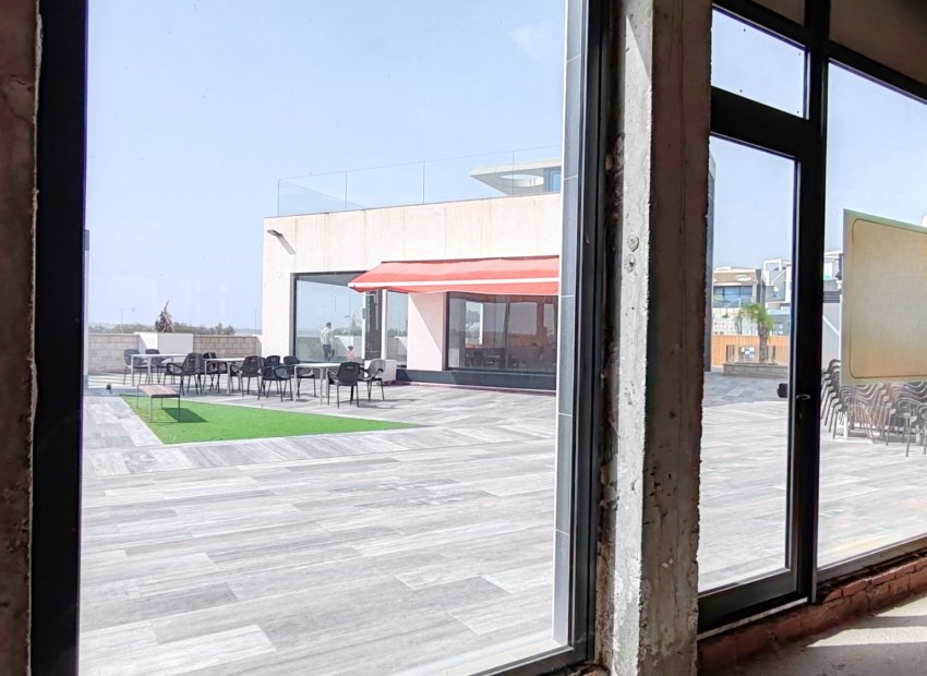 Venta - Local Comercial -
Guardamar del Segura - Urbanizaciones