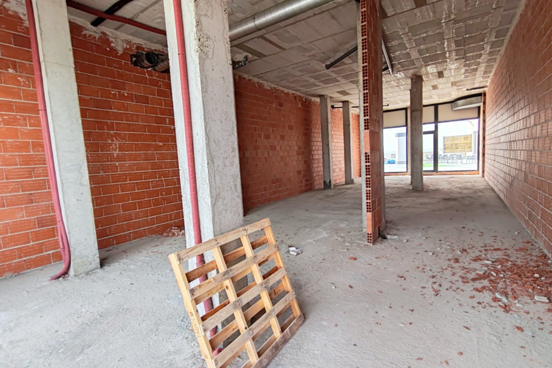 Venta - Local Comercial -
Guardamar del Segura - Urbanizaciones