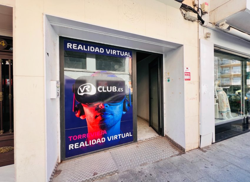Venta - Local Comercial -
Torrevieja - Centro