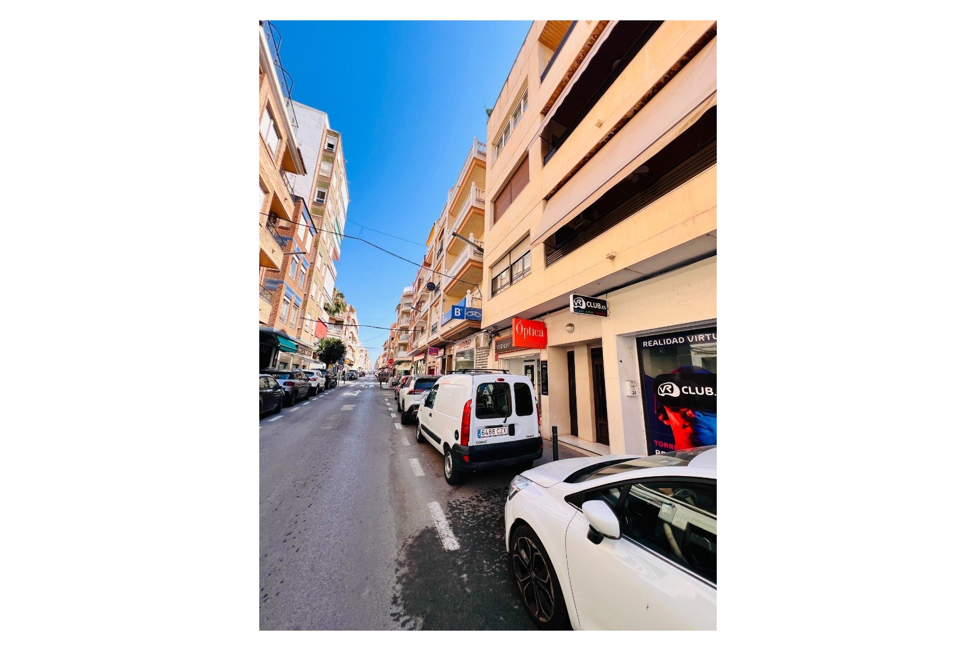 Venta - Local Comercial -
Torrevieja - Centro