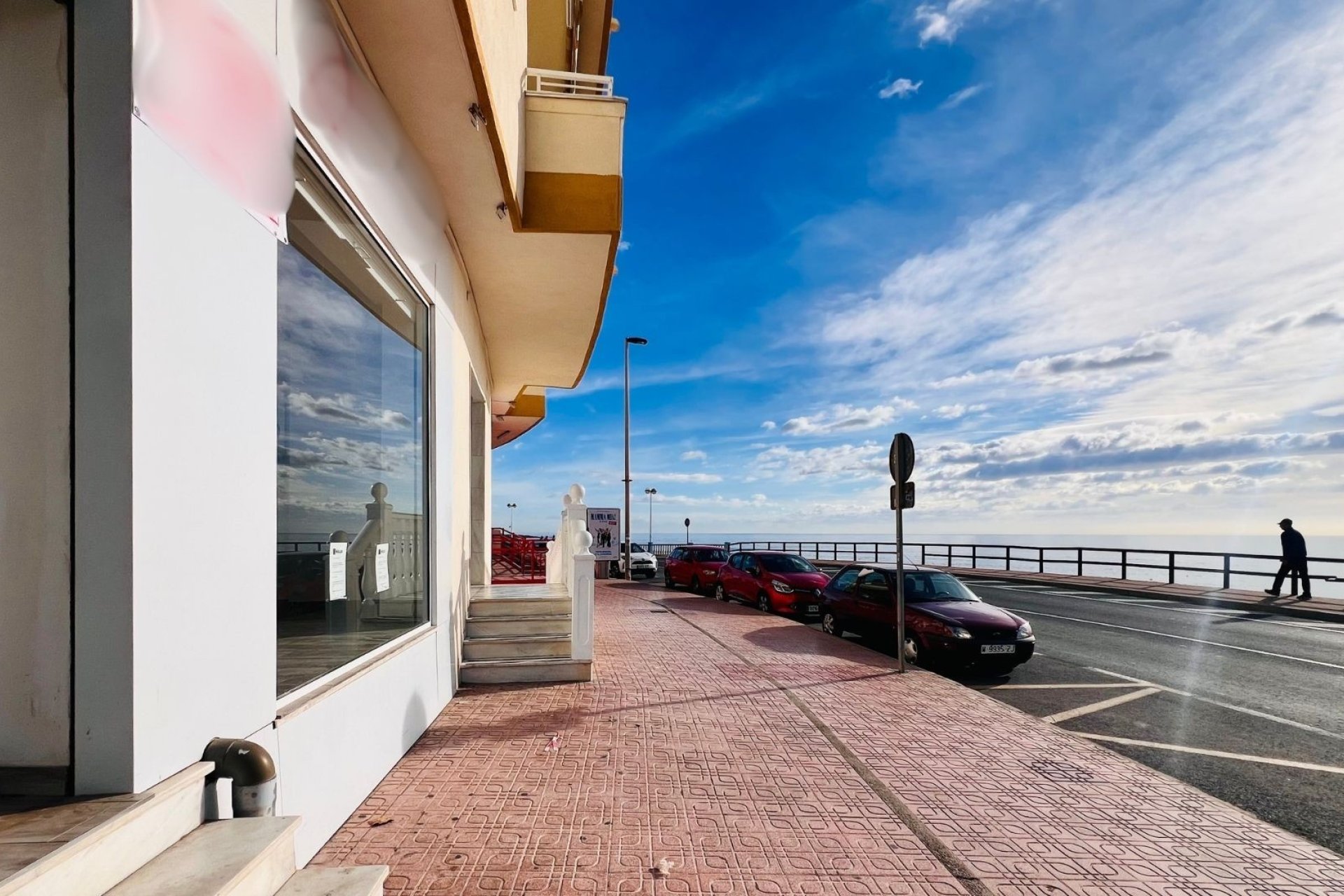 Venta - Local Comercial -
Torrevieja - Centro