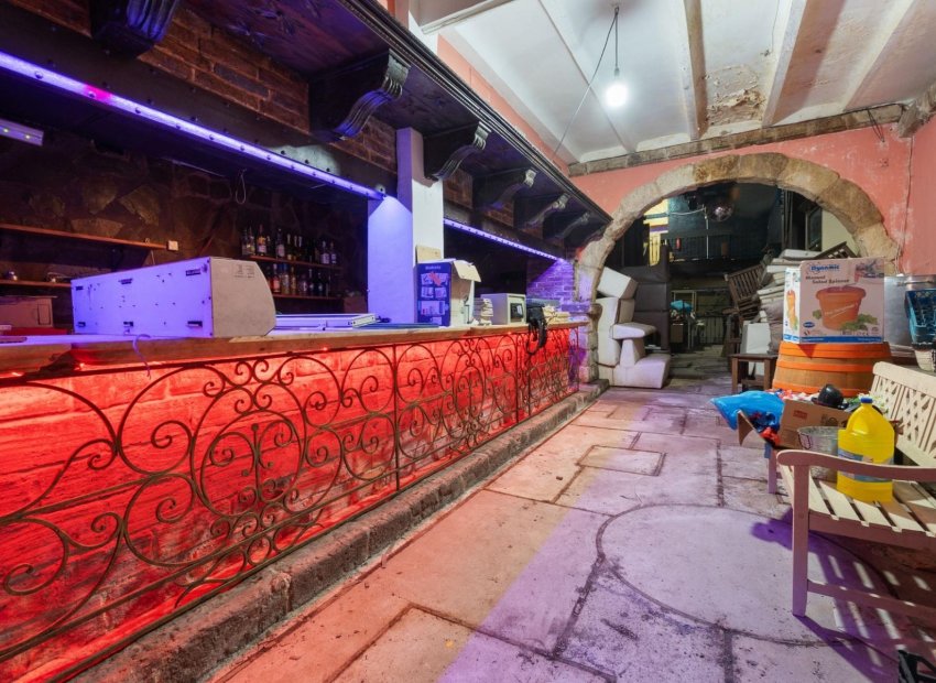 Venta - Local Comercial -
Torrevieja - Centro