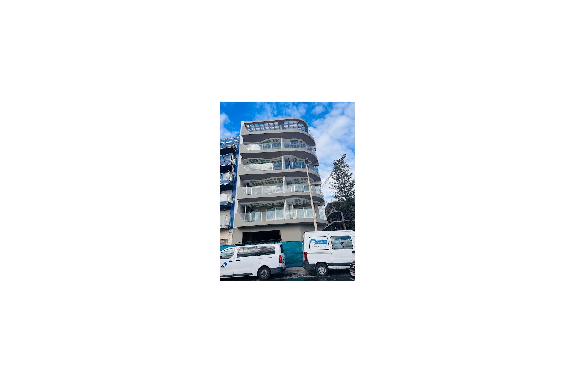 Venta - Local Comercial -
Torrevieja - Playa de los Locos