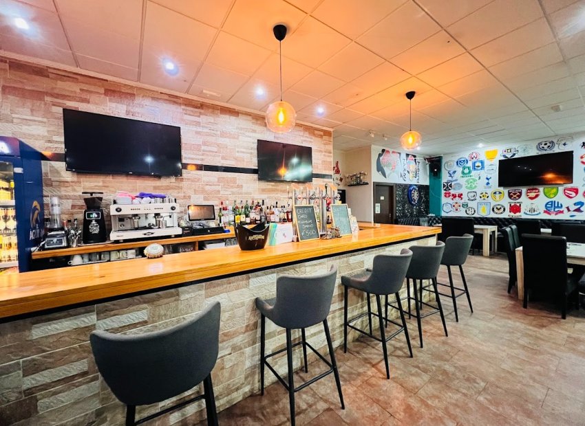 Venta - Restaurante -
Orihuela Costa - Villamartín