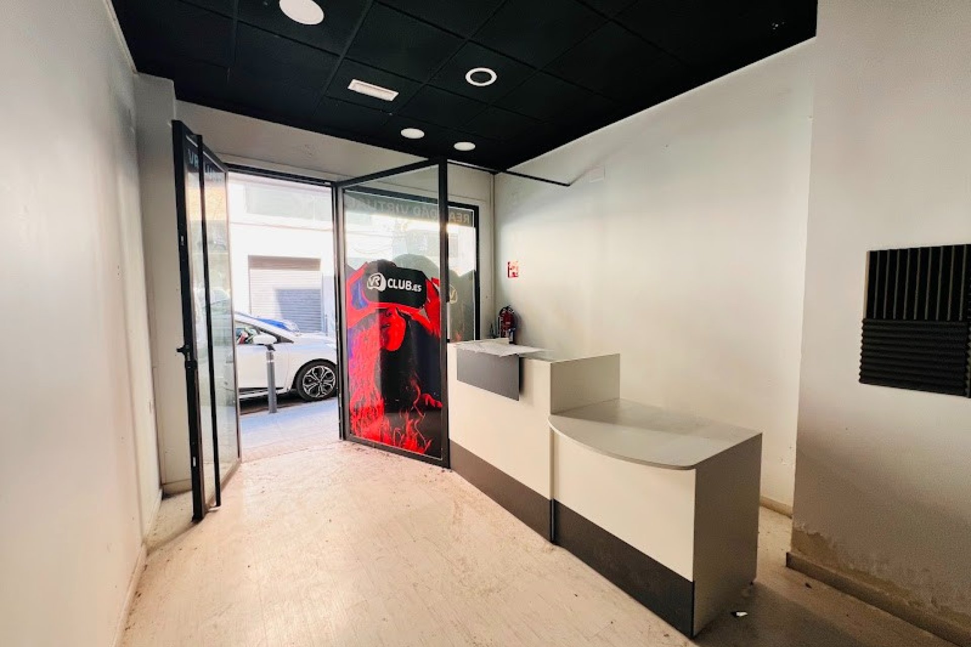 Vente - Locaux Commerciaux -
Torrevieja - Centro