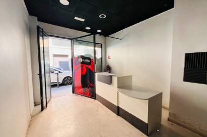 Sale - Commercial Premises -
Torrevieja - Centro