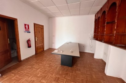 Rental - Commercial Premises -
Torrevieja - La Siesta - El Salado -  Torreta