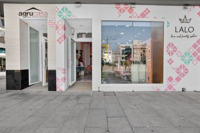 Traspaso - Peluquería -
Torrevieja - Centro