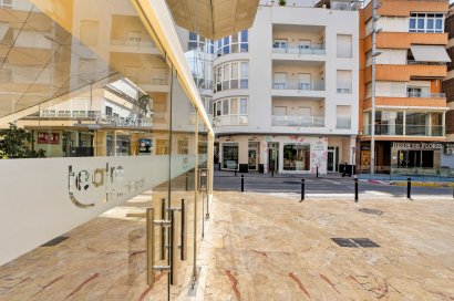 Traspaso - Peluquería -
Torrevieja - Centro