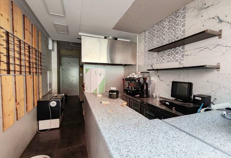 Bar - Cafeteria - Alquiler - Torrevieja -
                Centro