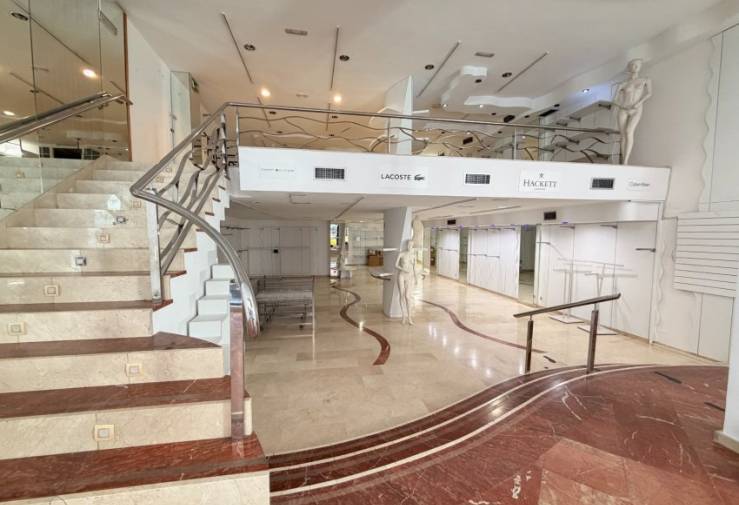 Commercial Premises - Rental - Torrevieja -
                Centro