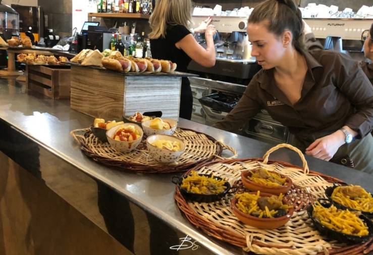 Restaurant - Transfer - Pilar de la Horadada -
                Pilar de la Horadada