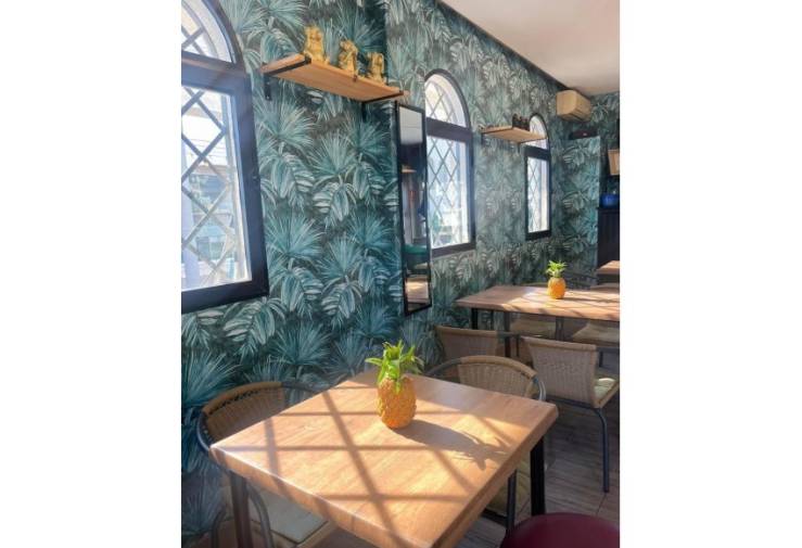 Bar - Cafeteria - Traspaso - Torrevieja -
                El Acequión - Los Náufragos