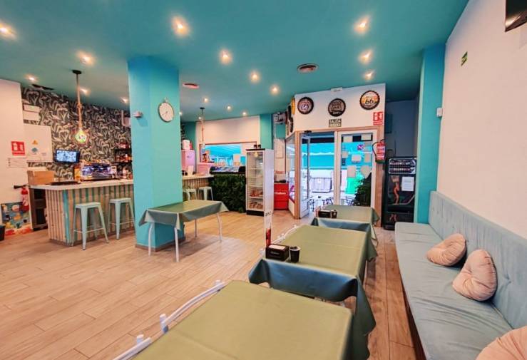 Bar - CoffeShop - Transfer - Torrevieja -
                Centro