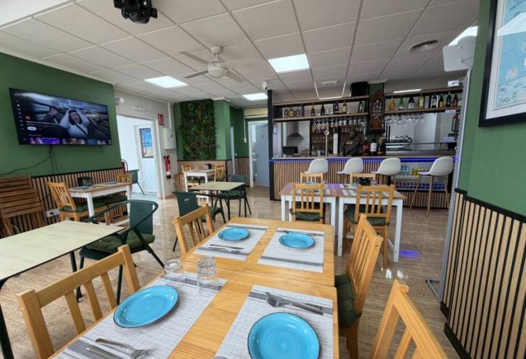 Bar - CoffeShop - Transfer - Torrevieja -
                Centro