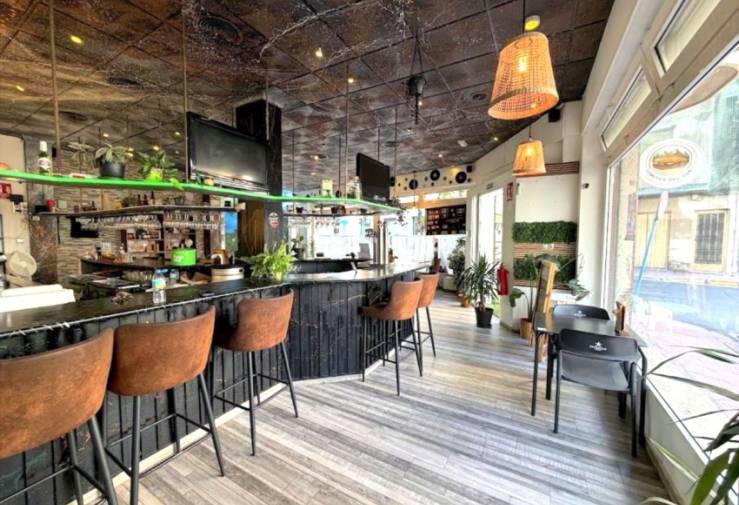 Restaurant - Transfer - Torrevieja -
                Centro